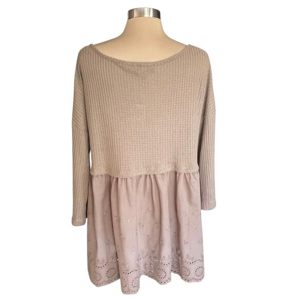 Suzanne Betro Signature Tan Mixed Media Top Waffle Knit Eyelet Lace Sz 1X Boho - Picture 4 of 7
